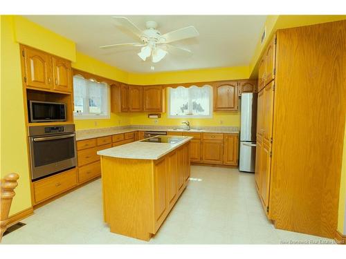 15 Talisman Cres, Fredericton, NB 