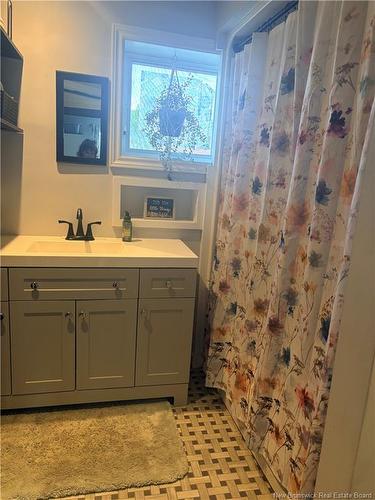 32 Morrison St, Fredericton, NB 