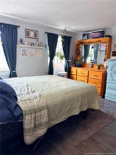 32 Morrison St, Fredericton, NB 