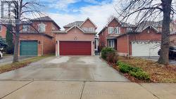 47 HOOD CRESCENT Brampton, ON L6Y 4S7