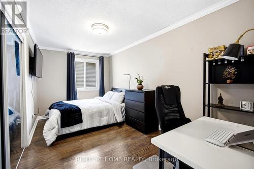 4141 Trellis Crescent, Mississauga, ON - Indoor Photo Showing Bedroom