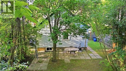 61 Glenmount Avenue, Hamilton, ON - Outdoor