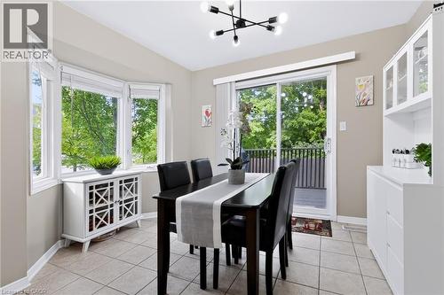 4130 Foxwood Drive, Burlington, ON - Indoor Photo Showing Dining Room