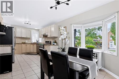 4130 Foxwood Drive, Burlington, ON - Indoor