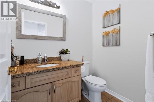 4130 Foxwood Drive, Burlington, ON - Indoor Photo Showing Bathroom