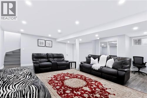 4130 Foxwood Drive, Burlington, ON - Indoor