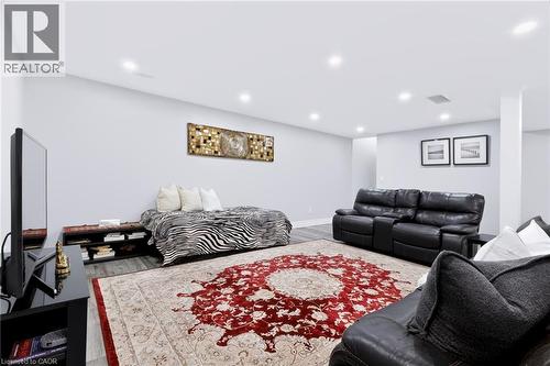4130 Foxwood Drive, Burlington, ON - Indoor