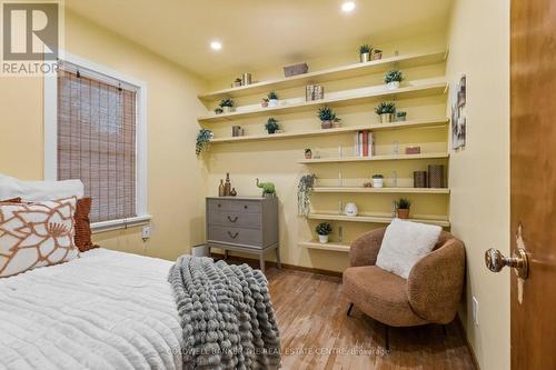 37 Fifth Avenue, Cambridge, ON - Indoor Photo Showing Bedroom
