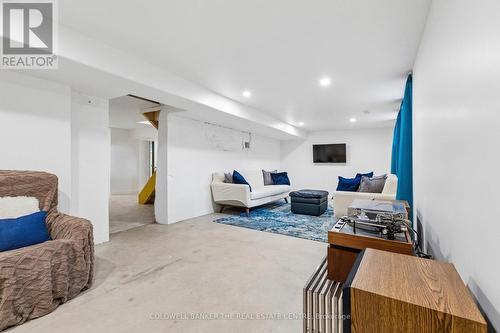 37 Fifth Avenue, Cambridge, ON - Indoor