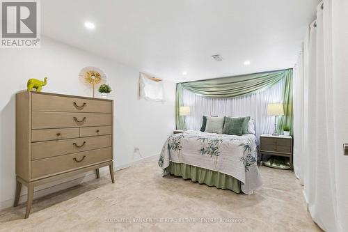 37 Fifth Avenue, Cambridge, ON - Indoor Photo Showing Bedroom