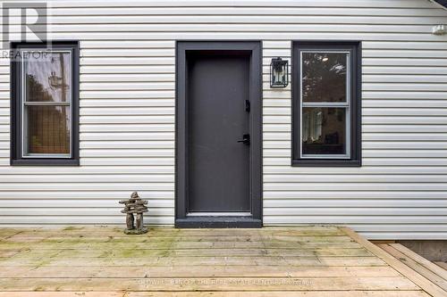 37 Fifth Avenue, Cambridge, ON - Outdoor With Exterior