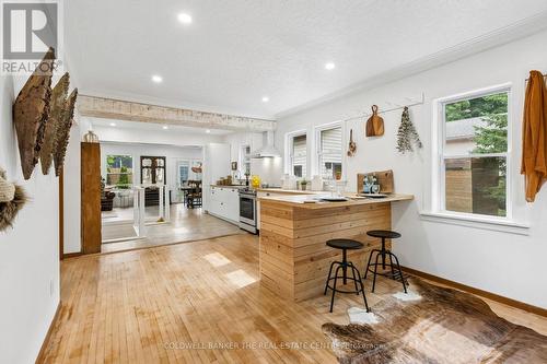 37 Fifth Avenue, Cambridge, ON - Indoor Photo Showing Other Room