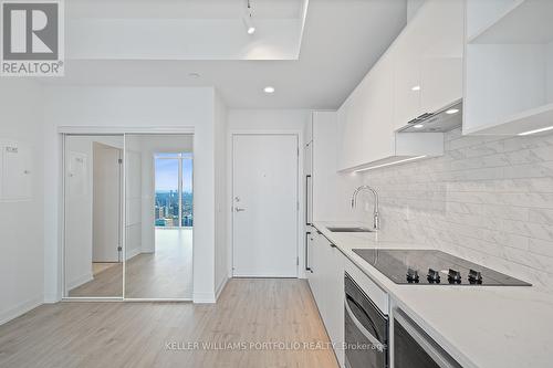 PH16 - 252 CHURCH STREET , Toronto, Ontario M5B 0E6 3