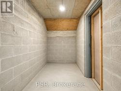 LOWER - 1171 DUNDAS STREET  Toronto, ON M6J 1X3