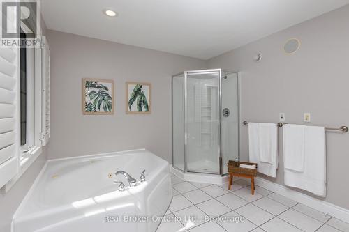9 Paige Court, Hamilton Township, ON - Indoor Photo Showing Bathroom