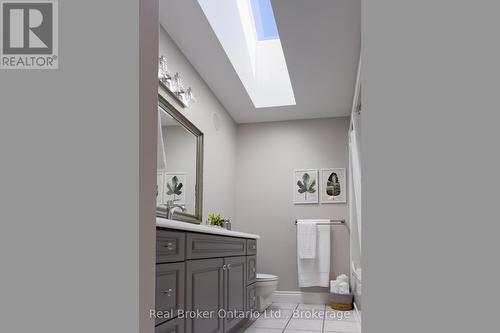 9 Paige Court, Hamilton Township, ON - Indoor Photo Showing Other Room