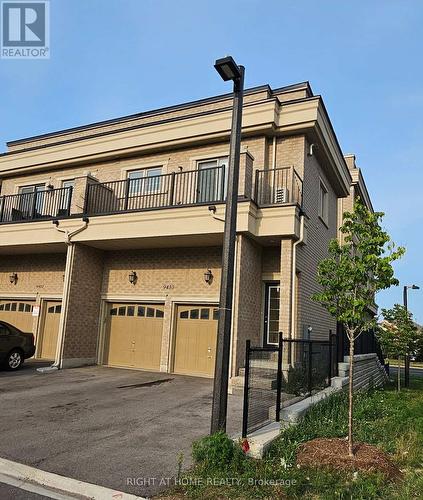 UPPER - 9430 BAYVIEW AVENUE , Richmond Hill, Ontario L4C 5G9