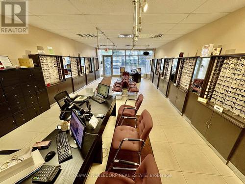4105 Steeles Avenue W, Toronto, ON 