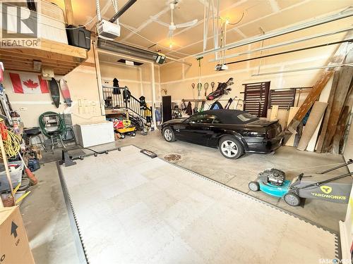 505 Brown Crescent, Weyburn, SK - Indoor Photo Showing Garage