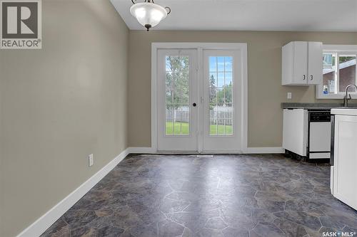34 Armstrong Bay, Regina, SK - Indoor