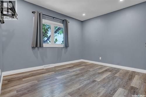 1119 Elgin Avenue, Moose Jaw, SK - Indoor Photo Showing Other Room