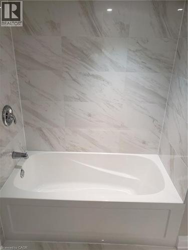 49 Edinburgh Road Unit# Bsmt, Kitchener, ON - Indoor Photo Showing Bathroom
