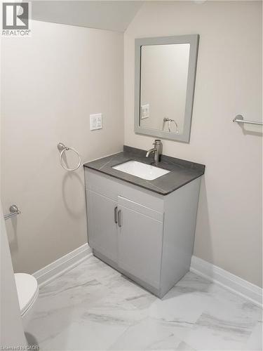 49 Edinburgh Road Unit# Bsmt, Kitchener, ON - Indoor Photo Showing Bathroom