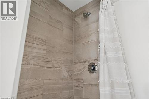 898A Gzowski Street, Fergus, ON - Indoor Photo Showing Bathroom