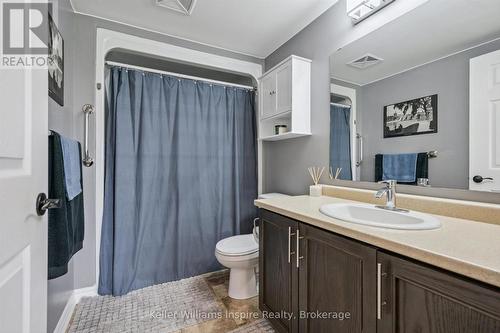 107 - 103 Westminster Crescent, Centre Wellington (Fergus), ON - Indoor Photo Showing Bathroom
