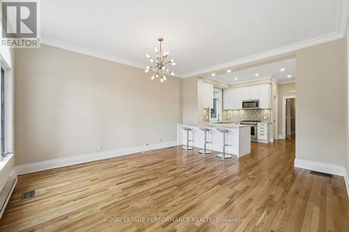 284 Crichton Street, Ottawa, ON - Indoor Photo Showing Kitchen With Upgraded Kitchen