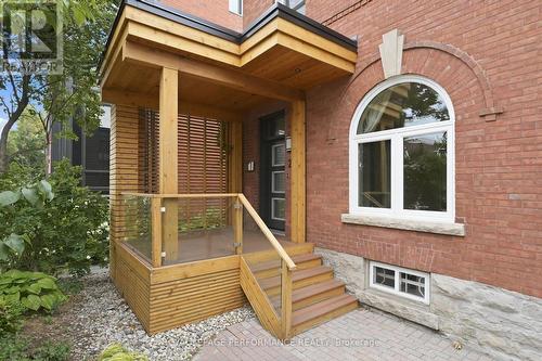 284 Crichton Street, Ottawa, ON - Outdoor With Exterior