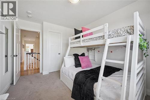 291 Grey Silo Road, Waterloo, ON - Indoor Photo Showing Bedroom
