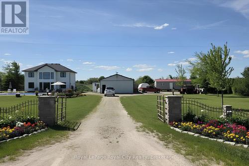 Virtually staged - showing potential of house - 7793 Sideroad 8 Side Road E, Wellington North, ON 