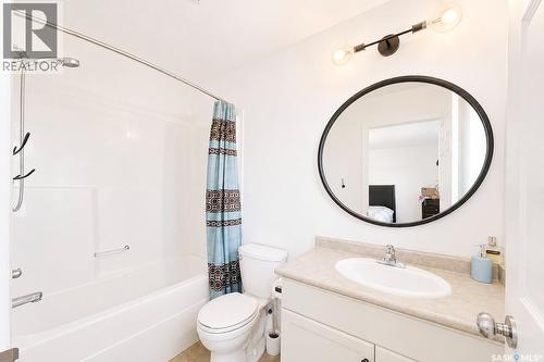 338 Stensrud Road, Saskatoon, SK - Indoor Photo Showing Bathroom