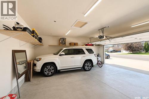 338 Stensrud Road, Saskatoon, SK - Indoor Photo Showing Garage