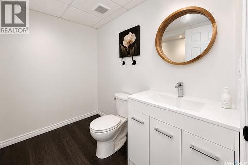 338 Stensrud Road, Saskatoon, SK - Indoor Photo Showing Bathroom