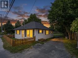87 Conception Bay Highway  Bay Roberts, NL A0A 1G0