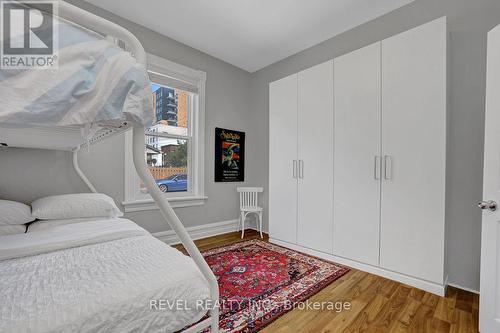 52 Lebreton Street N, Ottawa, ON - Indoor Photo Showing Bedroom
