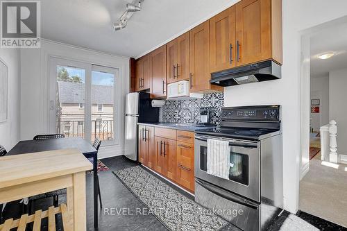 52 Lebreton Street N, Ottawa, ON - Indoor Photo Showing Kitchen