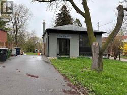 64 DALE AVENUE Toronto, ON M1J 3J5