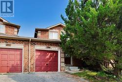 103 DUNSMORE LANE Barrie, ON L4M 6Z7