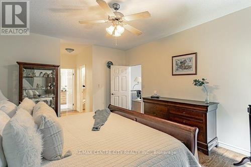 37 - 100 Southgate Parkway, St. Thomas, ON - Indoor Photo Showing Bedroom