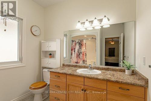 37 - 100 Southgate Parkway, St. Thomas, ON - Indoor Photo Showing Bathroom