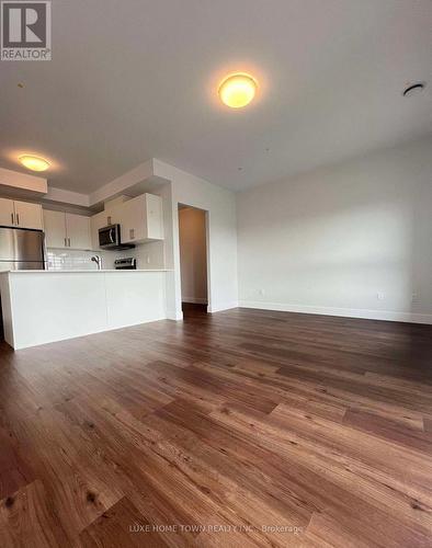 606 - 1000 Lackner Place, Kitchener, ON - Indoor Photo Showing Kitchen