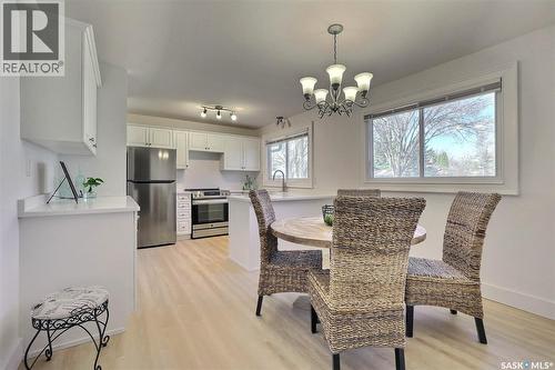 1409 Shannon Road, Regina, SK - Indoor Photo Showing Dining Room