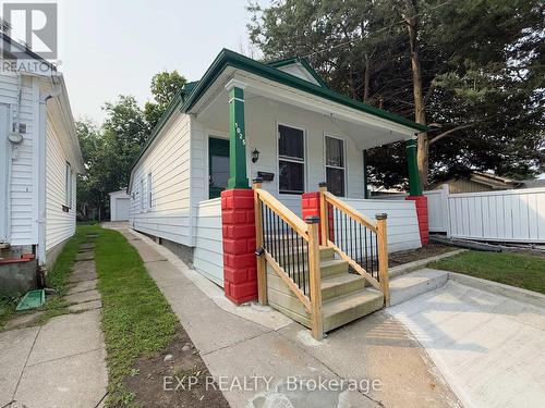 1025 YORK STREET  London East (East M), ON N5W 2T4