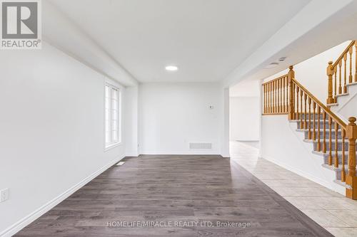 7 Empire Drive, Barrie, ON - Indoor Photo Showing Other Room