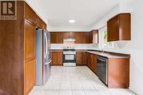 7 Empire Drive, Barrie, ON - Indoor Photo Showing Kitchen With Stainless Steel Kitchen