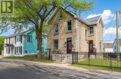 1 - 45 CHESTNUT STREET Kingston (East Of Sir John A. Blvd), ON K7K 3X4