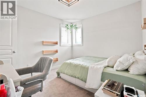 207 Kolynchuk Manor, Saskatoon, SK - Indoor Photo Showing Bedroom